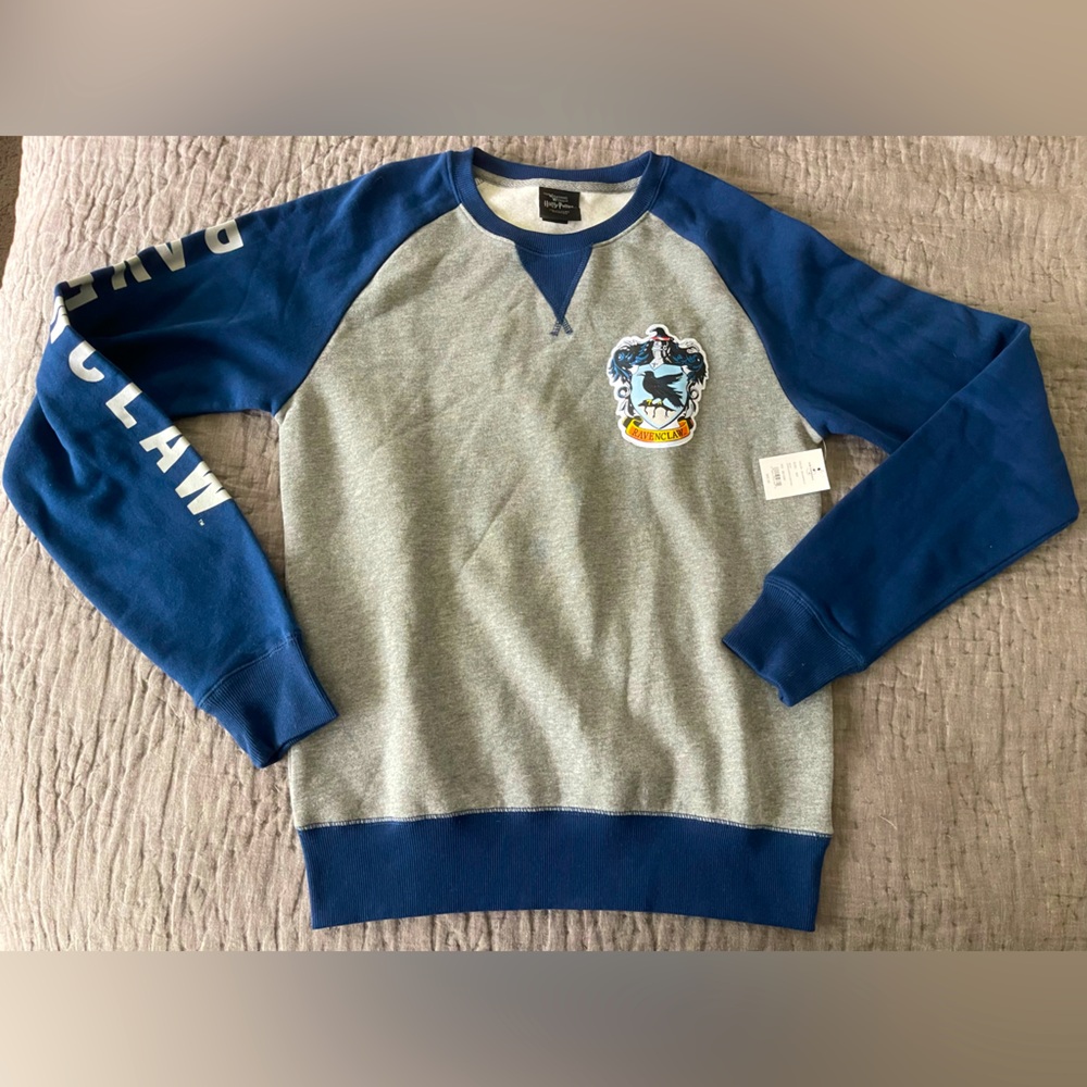 NWT Universal Blue Ravenclaw Harry Potter Crew Neck Sweater Unisex Size Small
